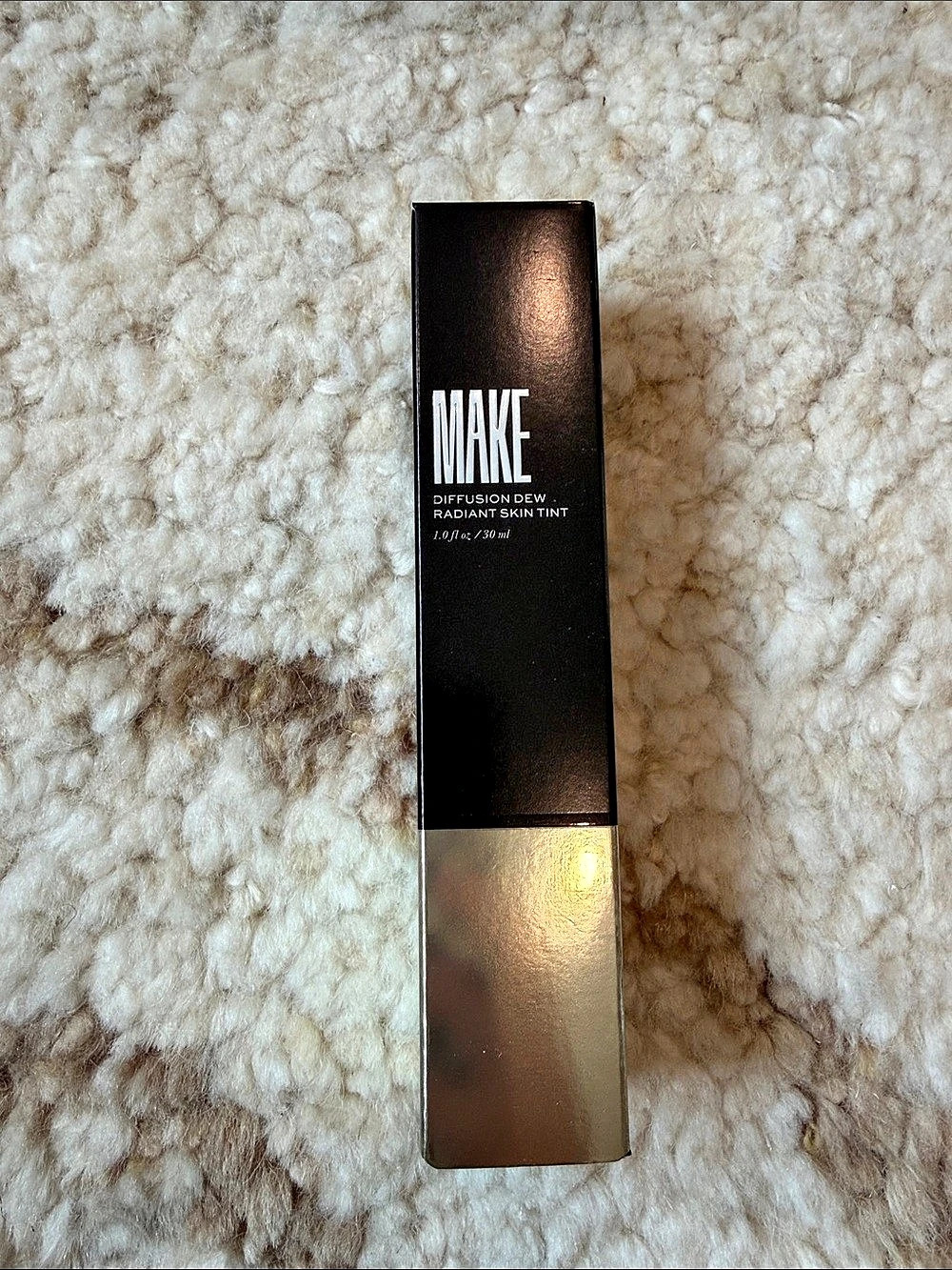 MAKE Redefining Glow Foundation Black & Gold NWT